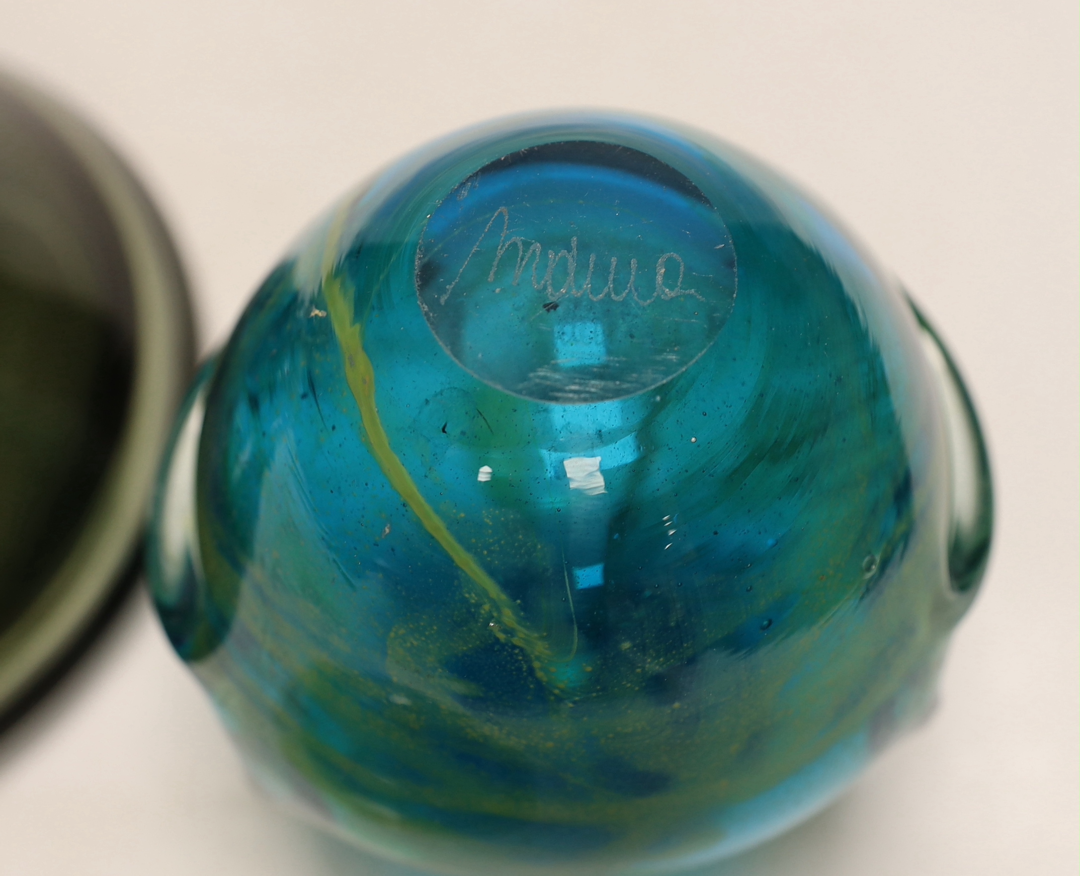 A Mdina 'Pulled Ear' glass vase, a Monart glass dish and an art glass bowl, tallest 15.5cm
